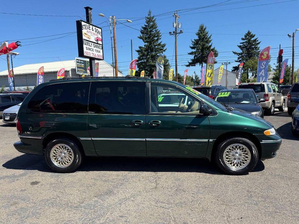 used 1997 Chrysler Town & Country car, priced at $3,998