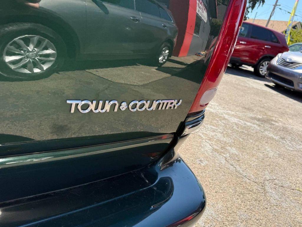 used 1997 Chrysler Town & Country car, priced at $3,998