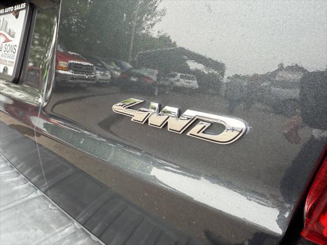 used 2009 Ford Escape car, priced at $5,995