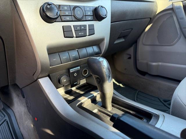 used 2009 Ford Focus car, priced at $5,750