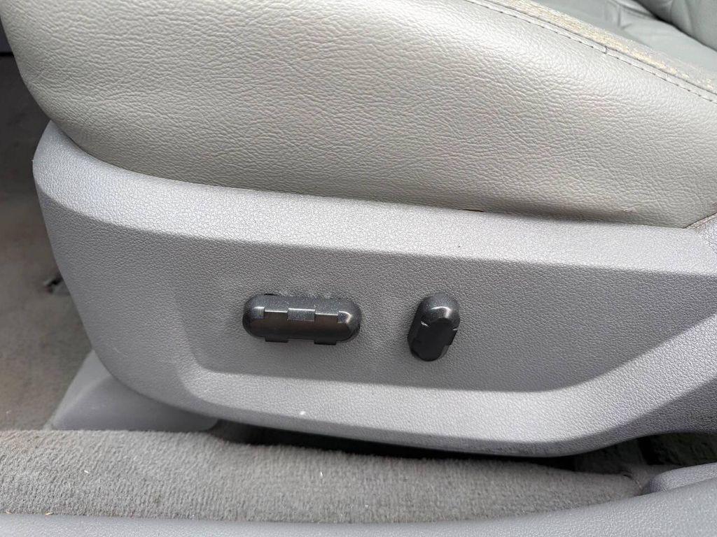 used 2005 Ford Five Hundred car, priced at $3,995