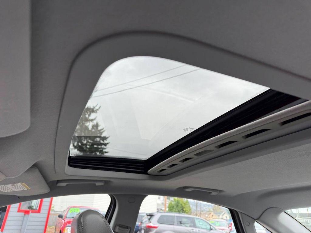 used 2005 Ford Five Hundred car, priced at $3,995