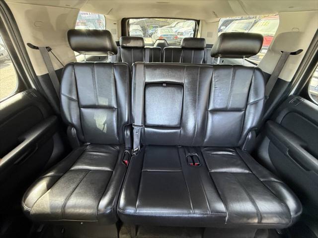 used 2007 Chevrolet Suburban car, priced at $7,995