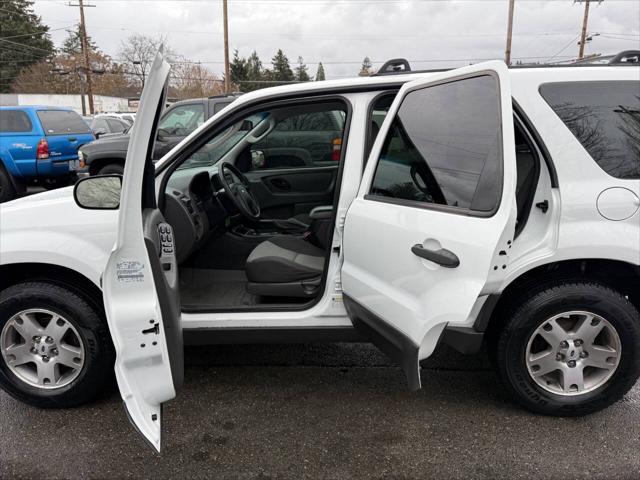 used 2006 Ford Escape car, priced at $7,995