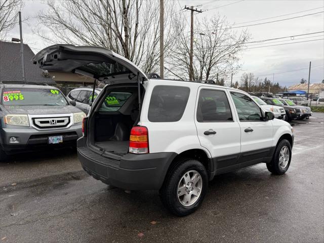 used 2006 Ford Escape car, priced at $7,995