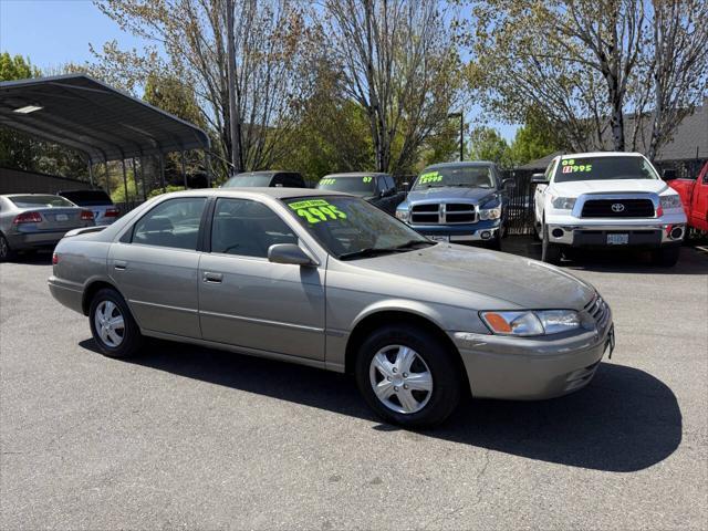 used 1998 Toyota Camry car, priced at $2,995
