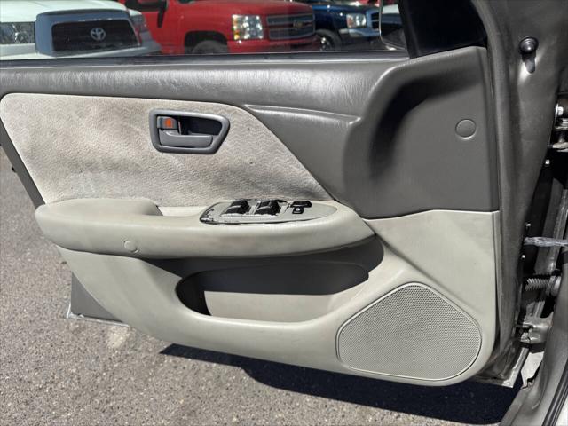 used 1998 Toyota Camry car, priced at $1,950
