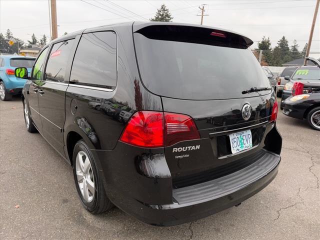 used 2010 Volkswagen Routan car, priced at $6,750