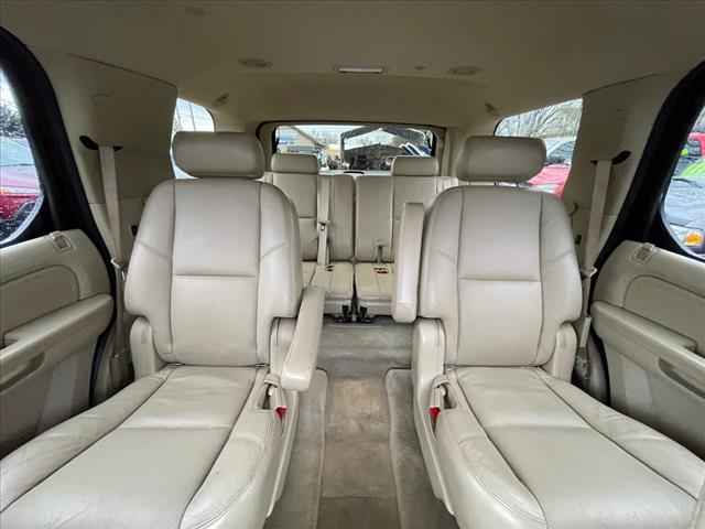 used 2010 Cadillac Escalade car, priced at $12,995