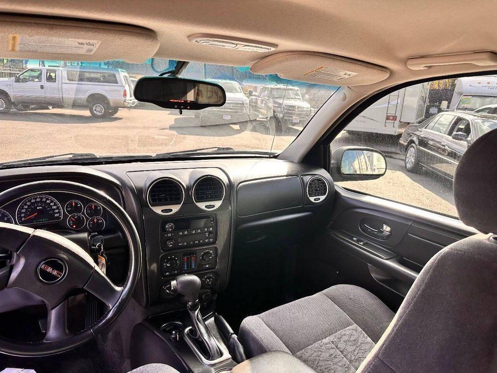 used 2005 GMC Envoy XL car, priced at $7,995