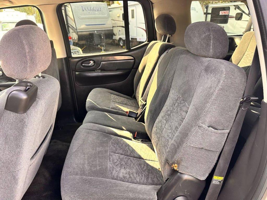 used 2005 GMC Envoy XL car, priced at $7,995