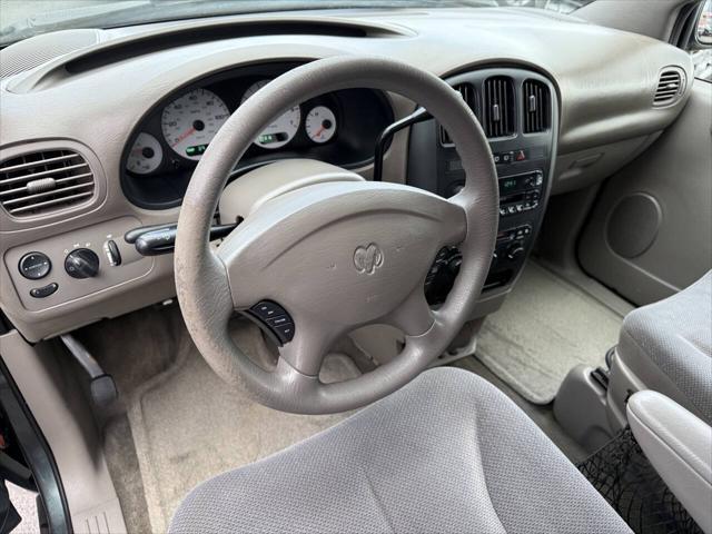 used 2003 Dodge Grand Caravan car, priced at $5,950