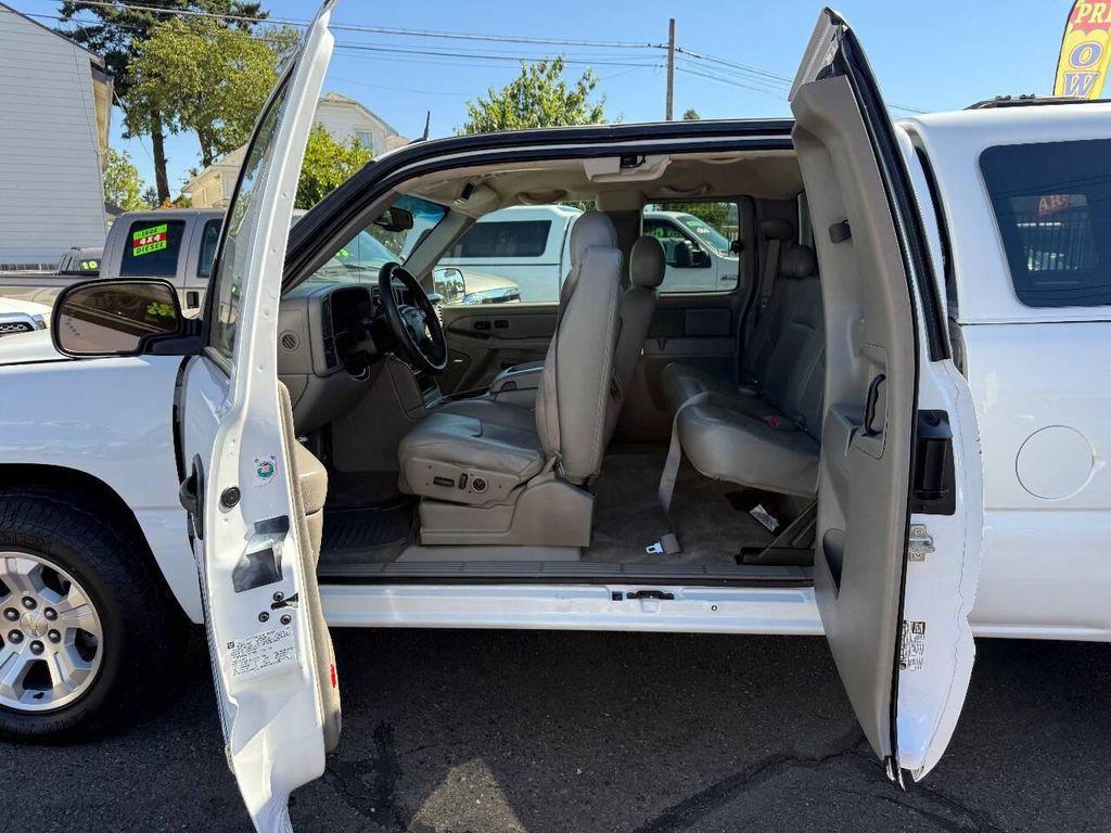 used 2005 GMC Sierra 1500 car, priced at $11,900
