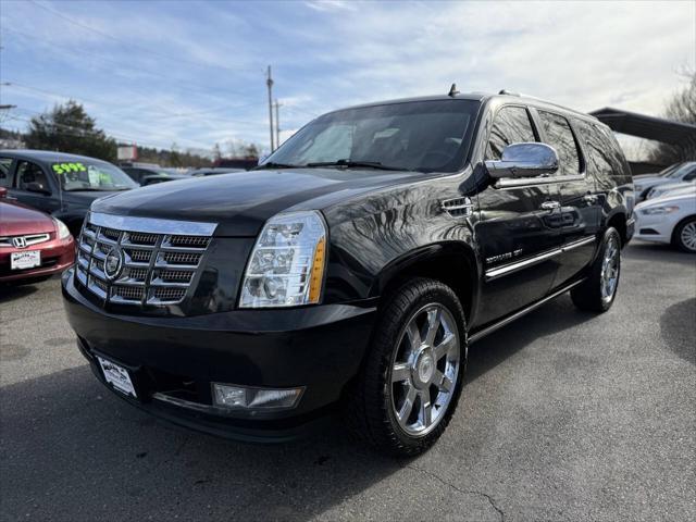 used 2012 Cadillac Escalade ESV car, priced at $15,900
