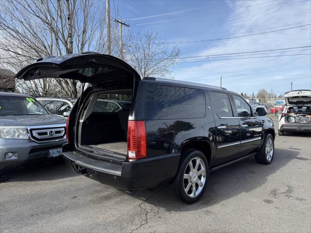 used 2012 Cadillac Escalade ESV car, priced at $15,900