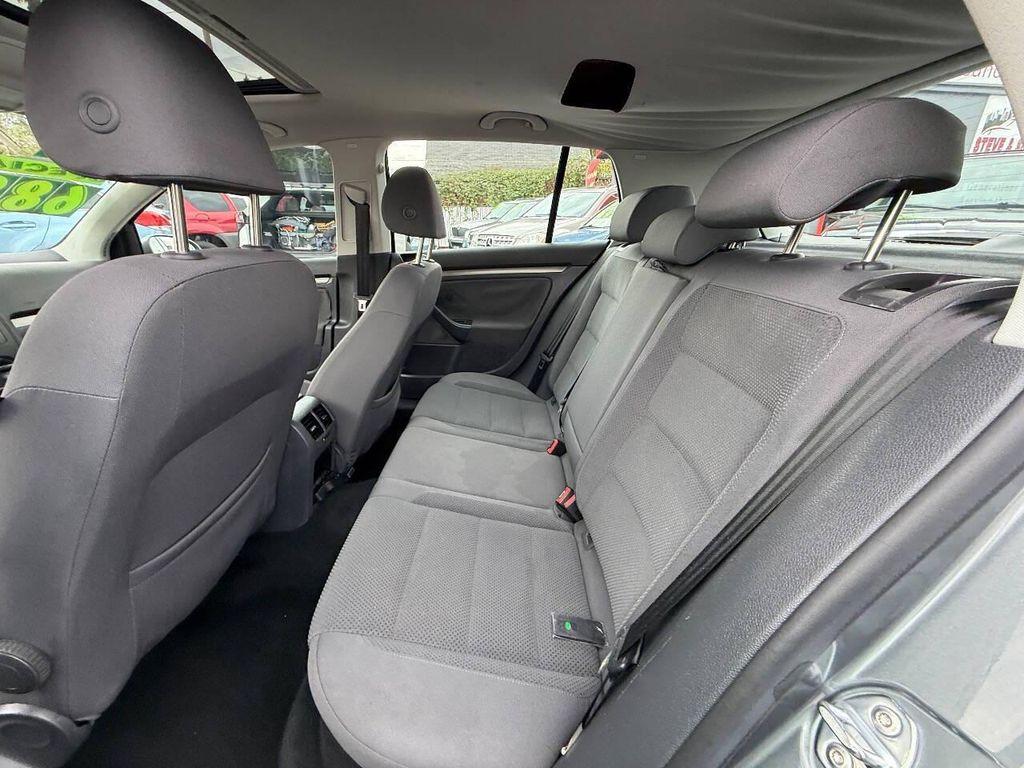 used 2007 Volkswagen Rabbit car, priced at $6,888