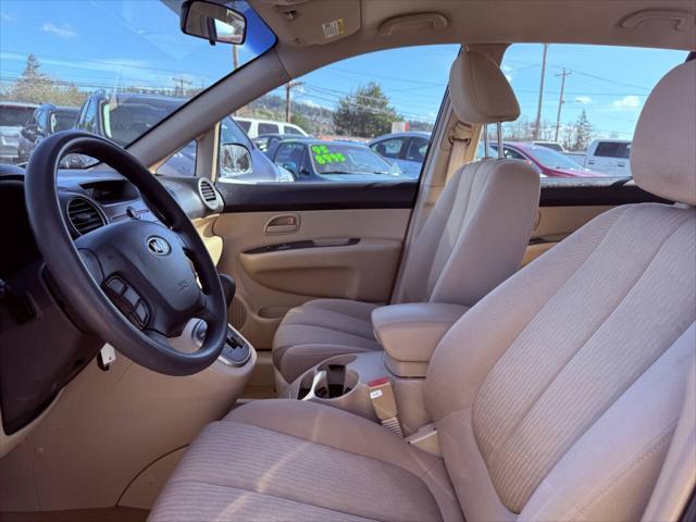 used 2007 Kia Rondo car, priced at $4,995