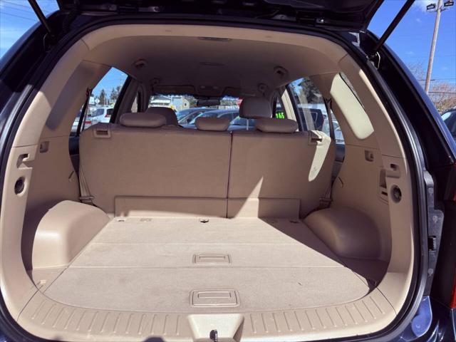 used 2007 Kia Rondo car, priced at $4,995