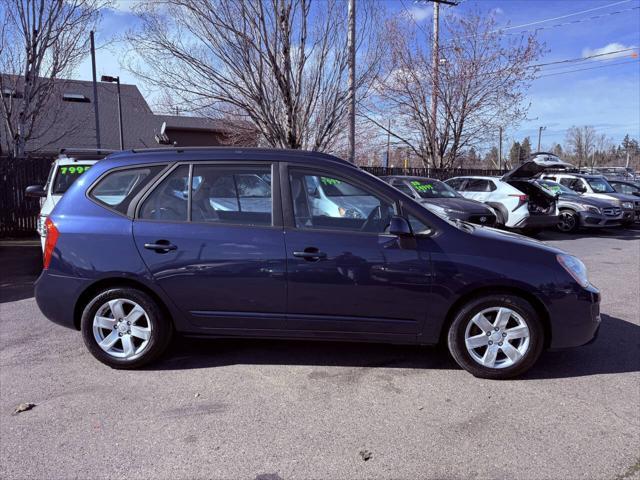used 2007 Kia Rondo car, priced at $4,995
