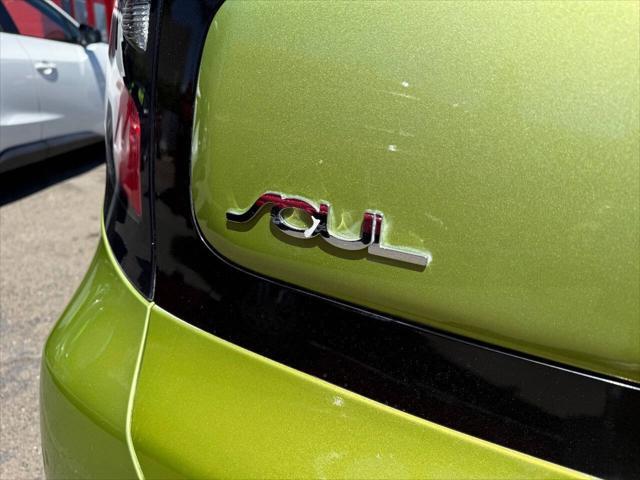 used 2015 Kia Soul car, priced at $5,995