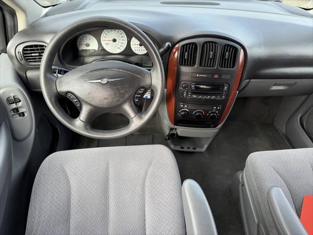 used 2007 Chrysler Town & Country car, priced at $6,500