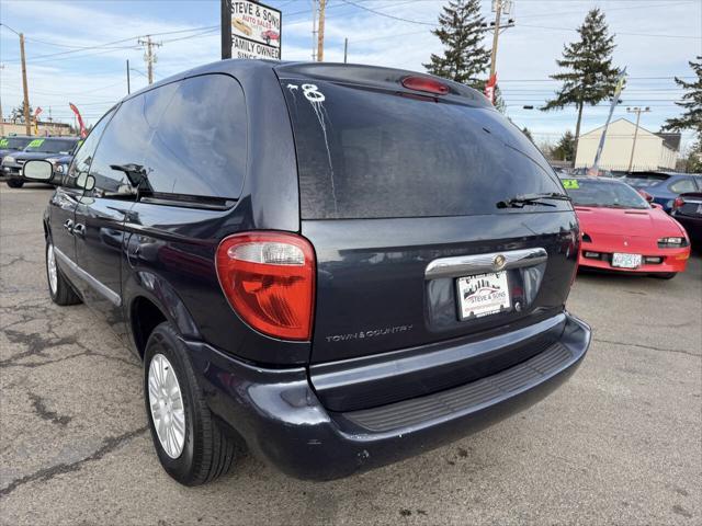used 2007 Chrysler Town & Country car, priced at $6,500