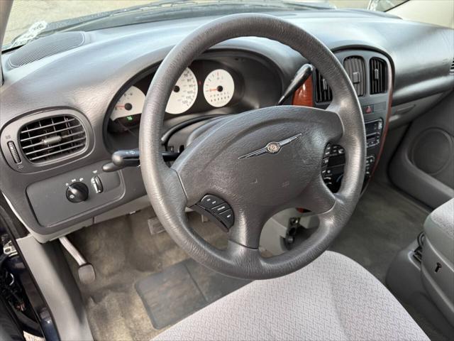 used 2007 Chrysler Town & Country car, priced at $6,500
