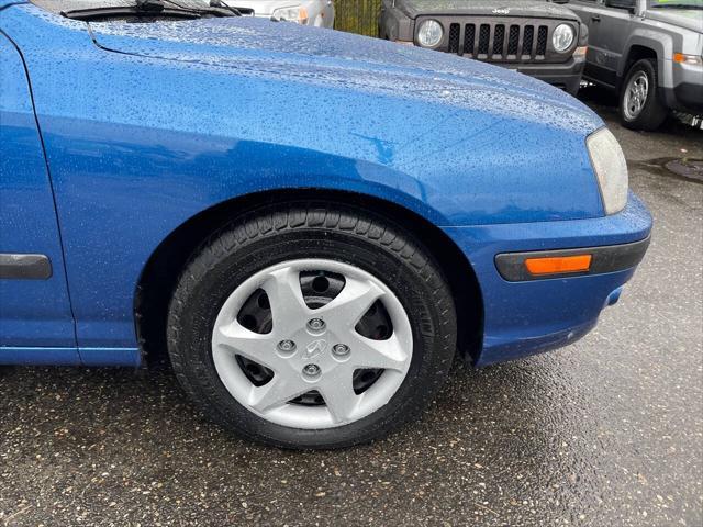 used 2006 Hyundai Elantra car, priced at $5,995