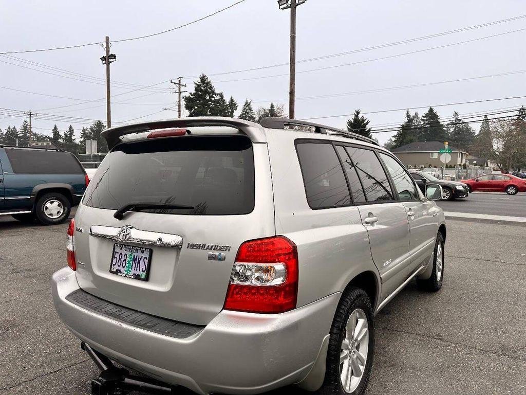 used 2006 Toyota Highlander Hybrid car, priced at $4,888