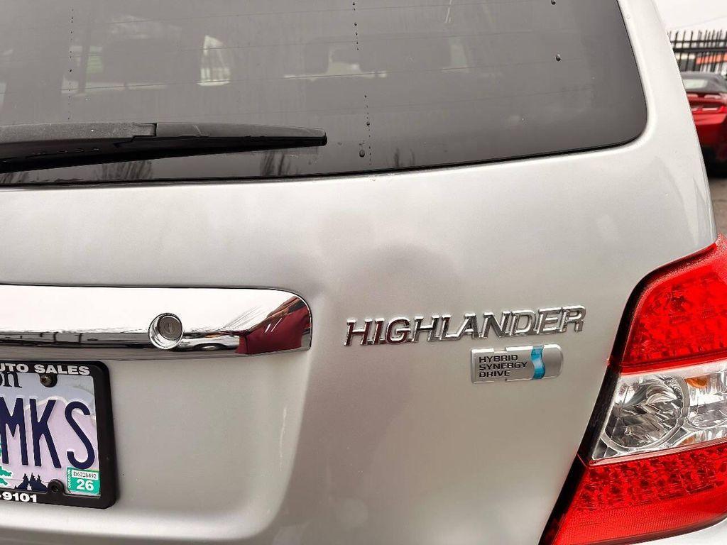 used 2006 Toyota Highlander Hybrid car, priced at $4,888