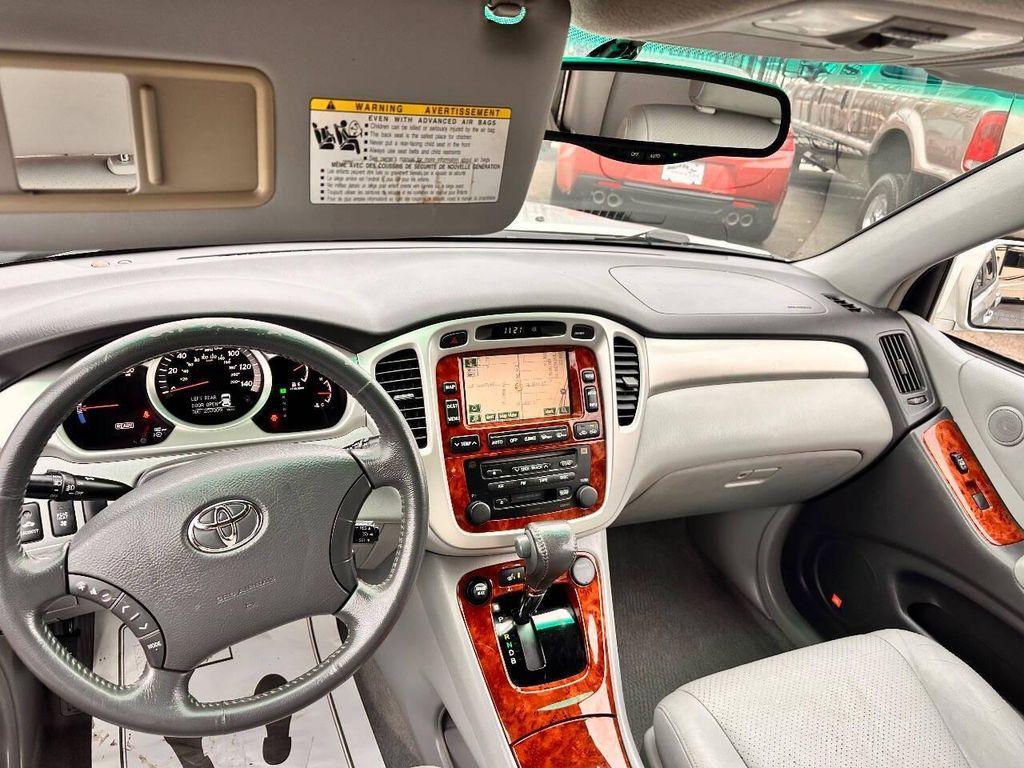 used 2006 Toyota Highlander Hybrid car, priced at $4,888