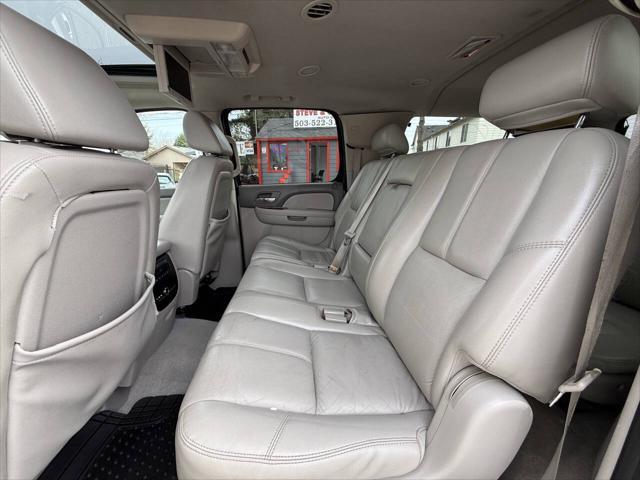 used 2007 Chevrolet Suburban car, priced at $9,995