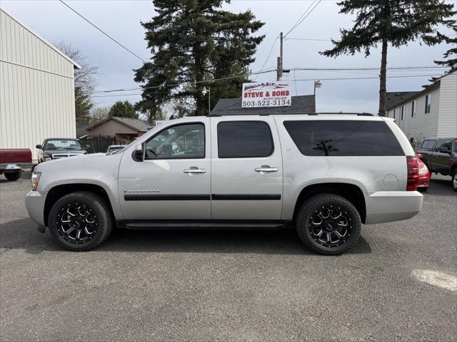 used 2007 Chevrolet Suburban car, priced at $9,995