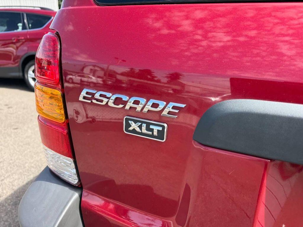 used 2006 Ford Escape car, priced at $7,995