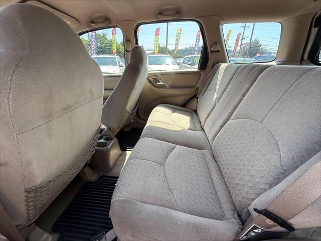 used 2001 Mazda Tribute car, priced at $5,995