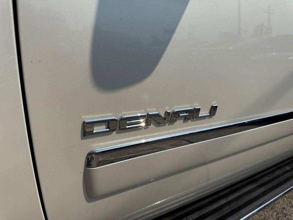 used 2010 GMC Yukon car, priced at $9,995