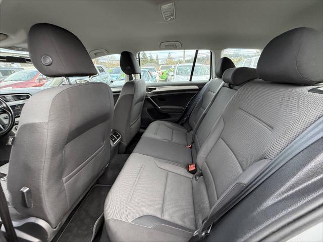 used 2016 Volkswagen Golf SportWagen car, priced at $9,998