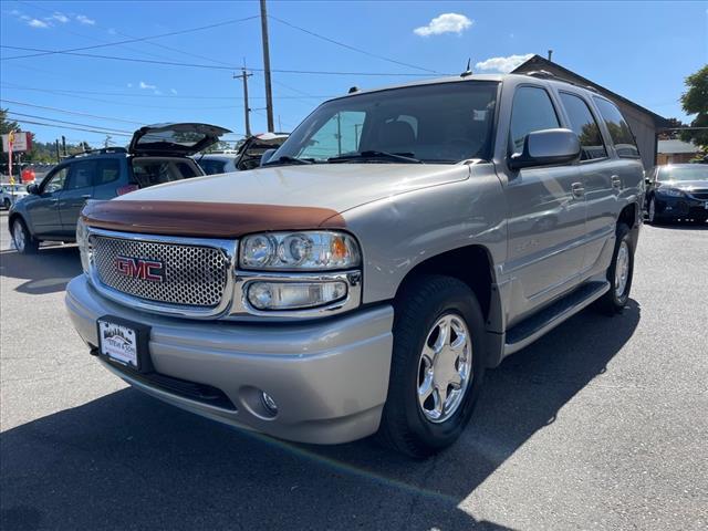 used 2004 GMC Yukon car, priced at $11,900