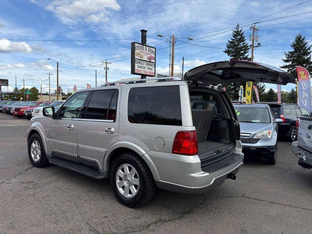 used 2004 Lincoln Navigator car, priced at $6,995