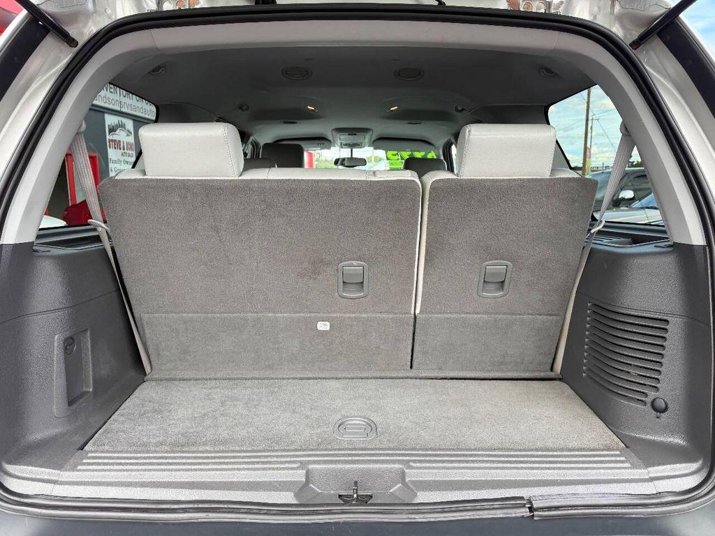 used 2004 Lincoln Navigator car, priced at $6,995