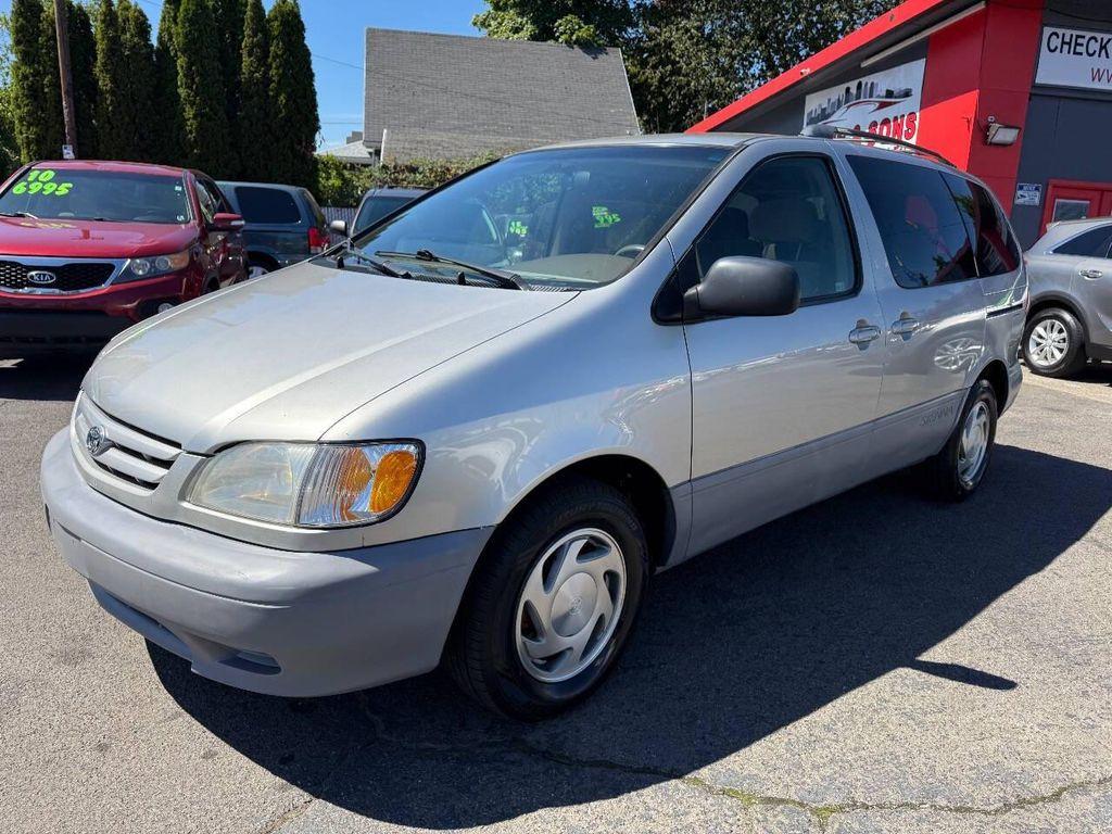 used 2001 Toyota Sienna car, priced at $5,995