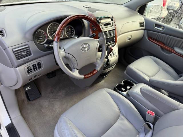 used 2005 Toyota Sienna car, priced at $9,998