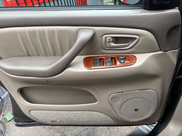 used 2006 Toyota Tundra car, priced at $12,995