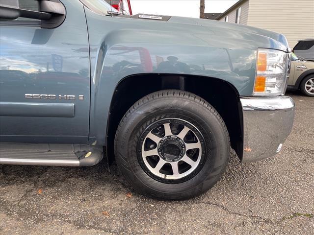 used 2007 Chevrolet Silverado 2500 car, priced at $19,900