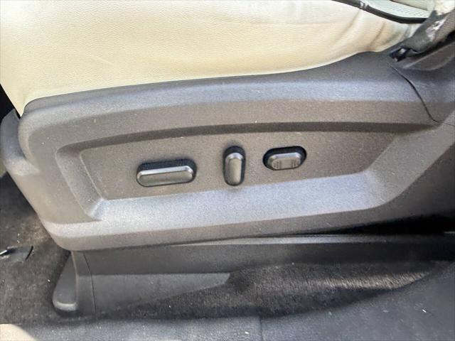 used 2010 Lincoln MKX car, priced at $5,885