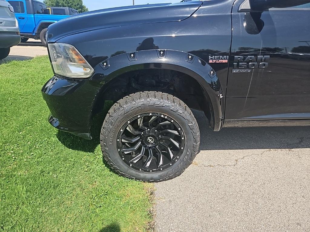 used 2019 Ram 1500 Classic car, priced at $25,511