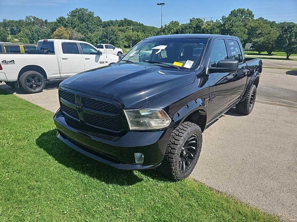 used 2019 Ram 1500 Classic car, priced at $25,511
