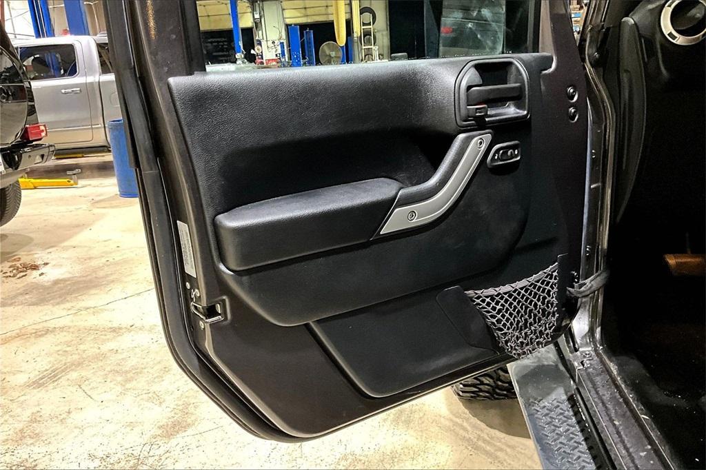 used 2016 Jeep Wrangler Unlimited car, priced at $21,211