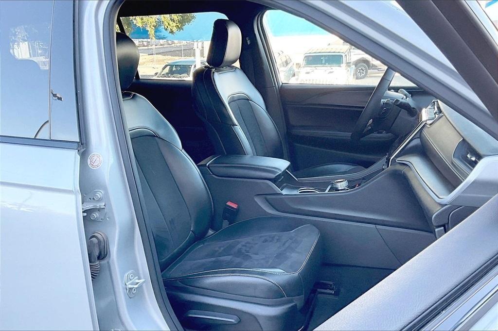 used 2024 Jeep Grand Cherokee L car, priced at $30,211