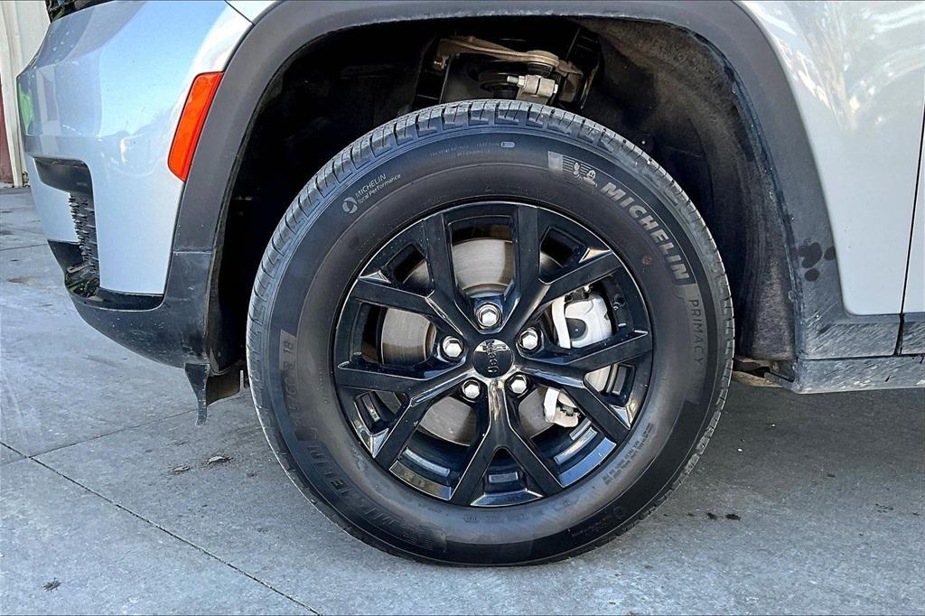 used 2024 Jeep Grand Cherokee L car, priced at $30,211